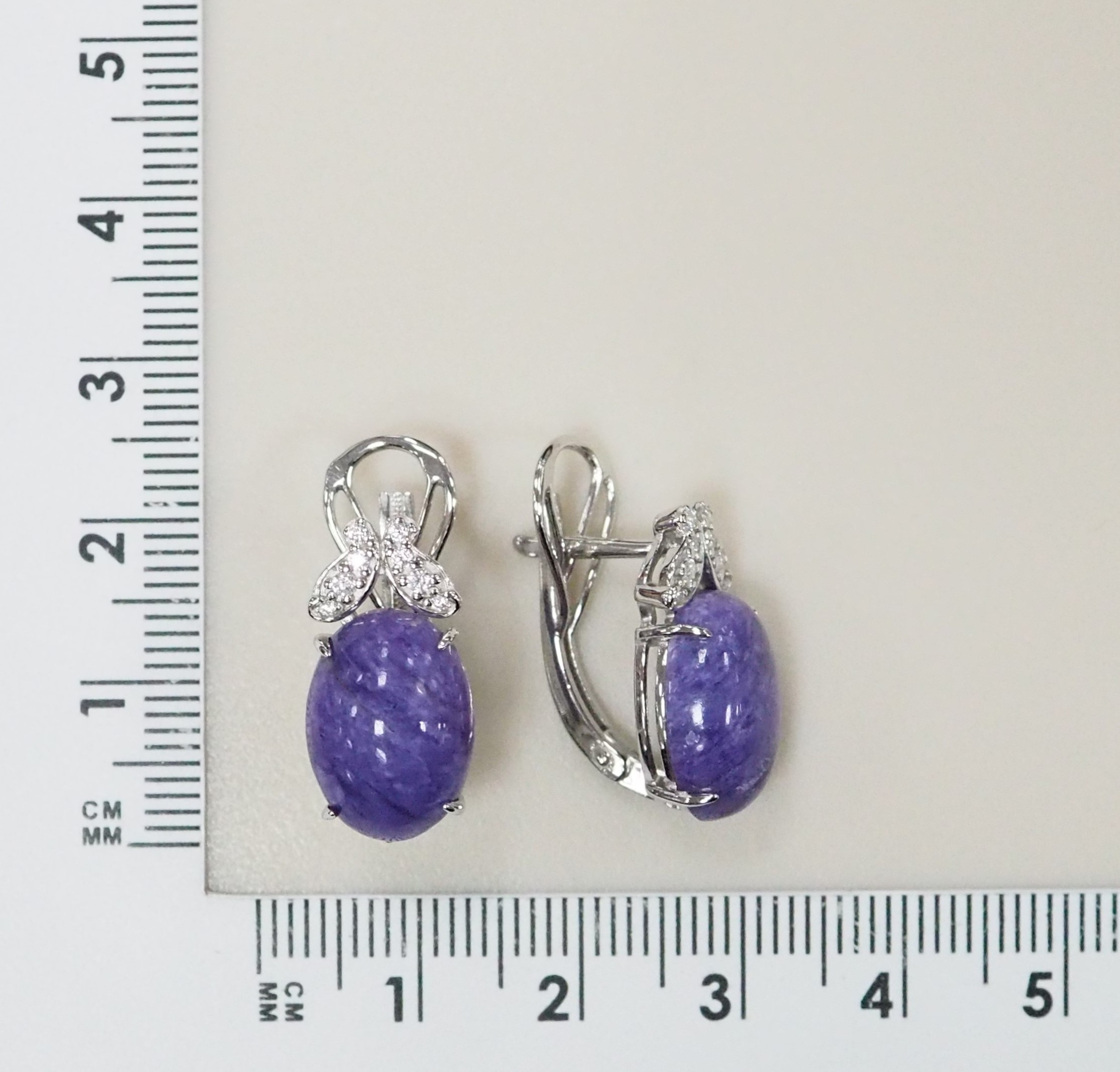 Серебряные серьги с чароитами